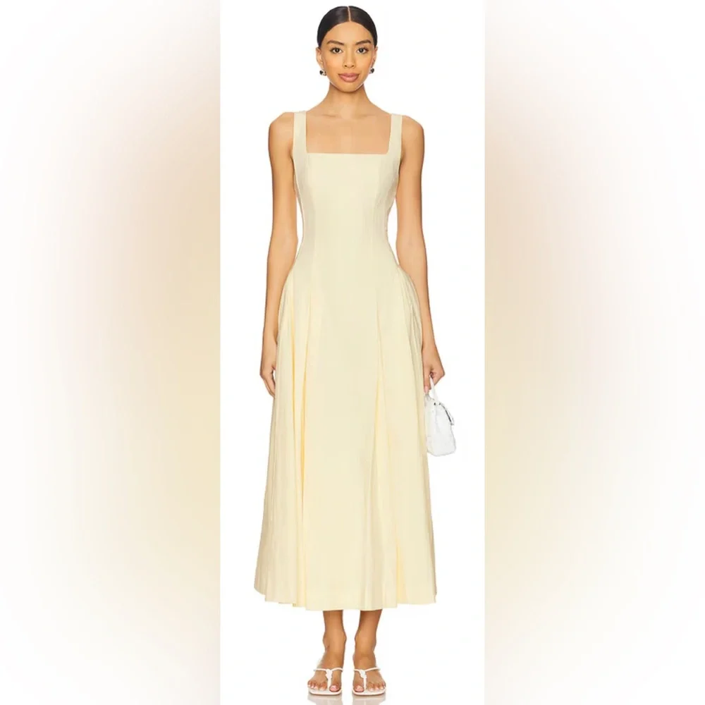 Sleeveless Square-Neck Midi Dress in Pale Yellow - Picture 5 of 15